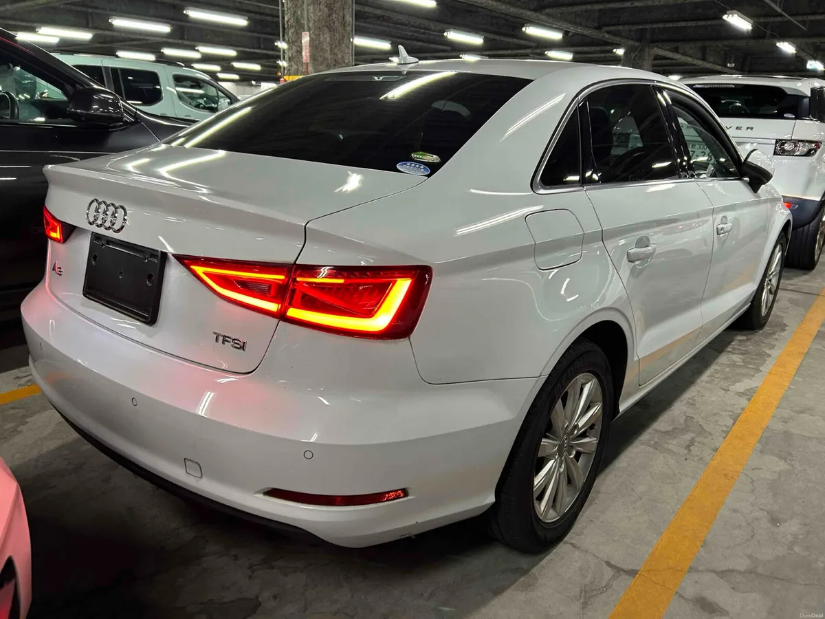 AUDI A3 SALOON 1.4 TFSI AUTO 2015 - Image 2