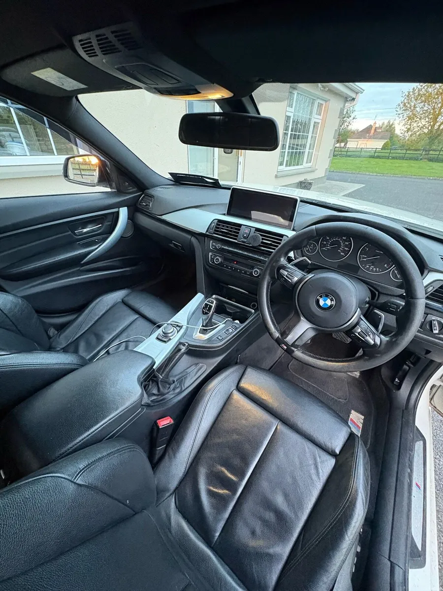 Bmw 330d - Image 6