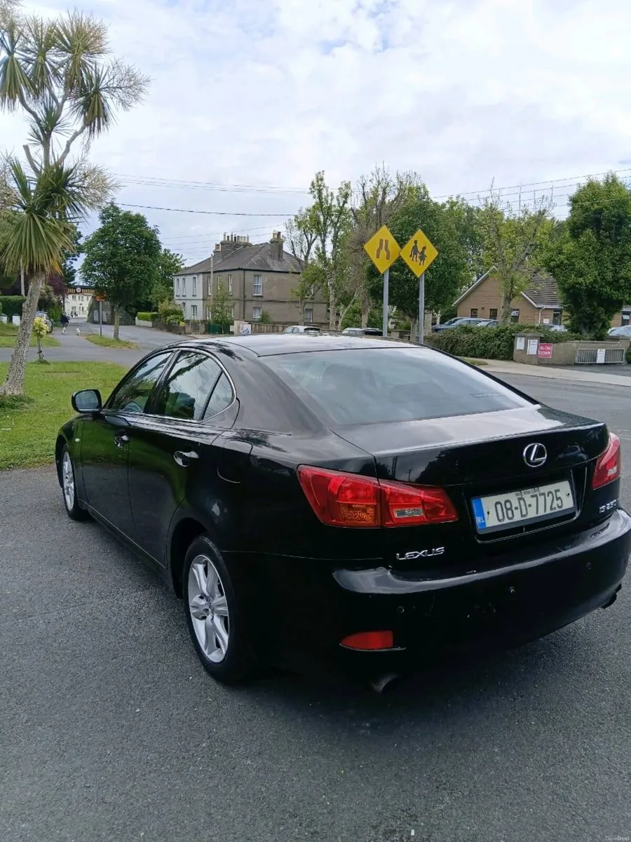 Lexus is250 - Image 4