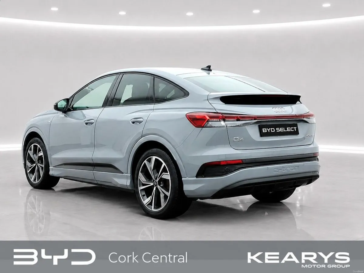 Audi Q4 e-tron Edition 1 - 40 204 Electric 82kWh A - Image 2