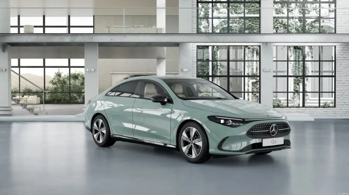 Mercedes-Benz CLA CLA 200  PROGRESSIVE Line - Image 2