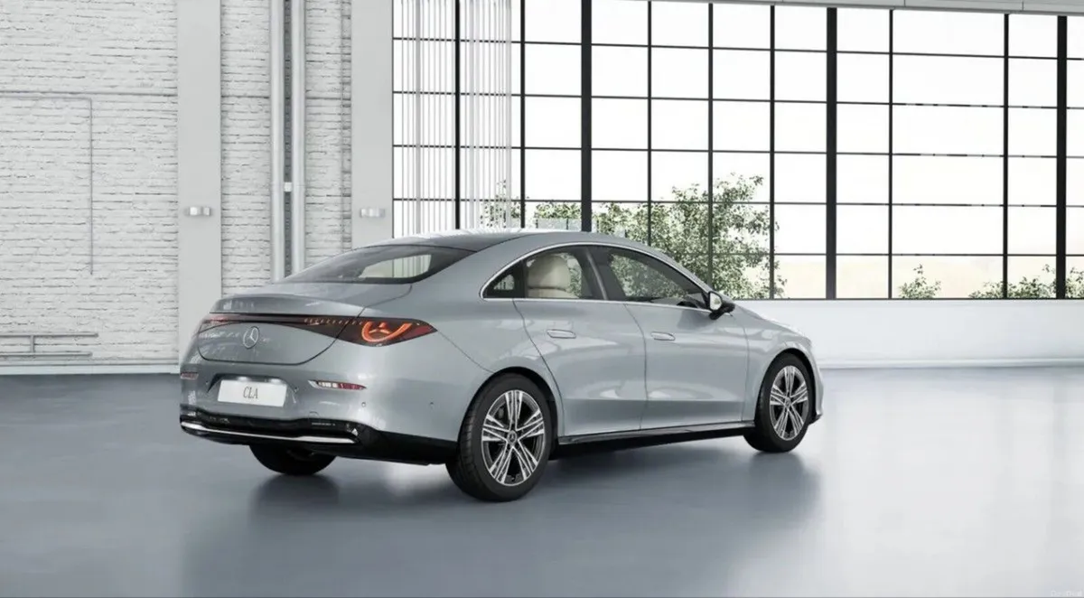 Mercedes-Benz CLA CLA 200 RHD - Image 3
