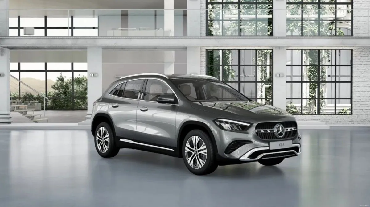 Mercedes-Benz GLA GLA 180 d PROGRESSIVE - Image 2