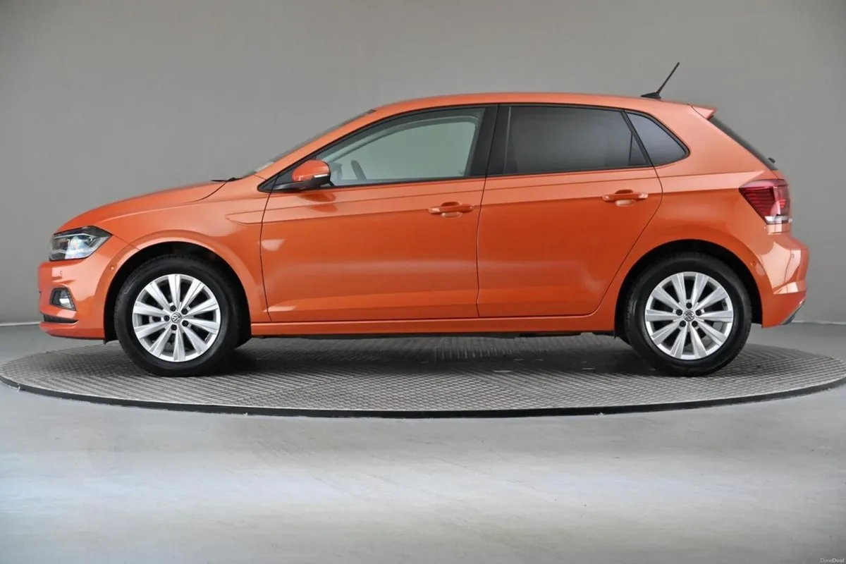Volkswagen Polo 1.0 TSI DSG COMFORTLINE **CARPLAY* - Image 5