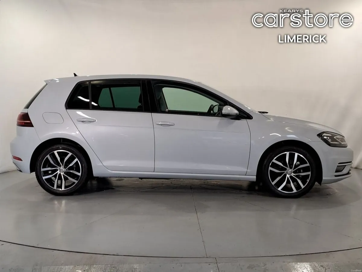 Volkswagen Golf TSI Highline Tech Edition - Image 2