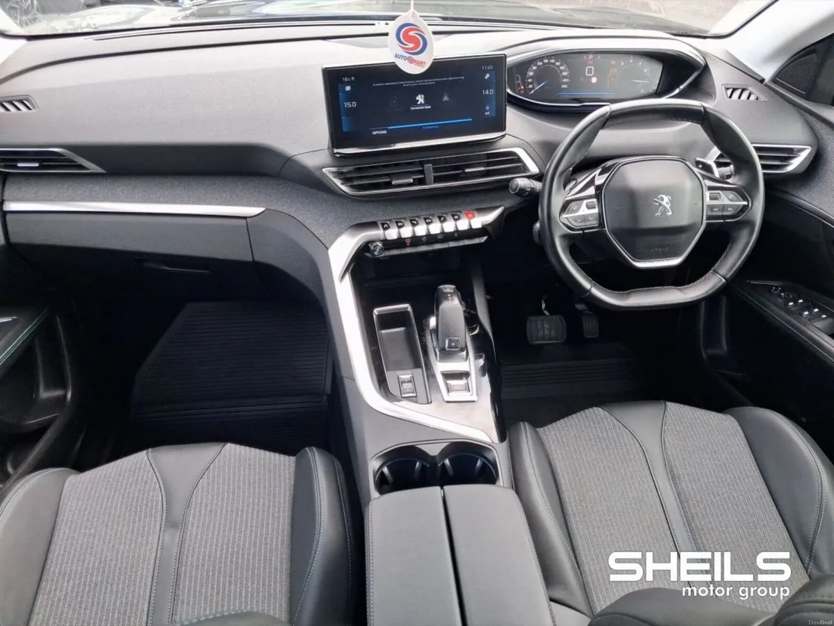 Peugeot 3008 1.2 PureTech 130bhp Auto Allure - Image 3