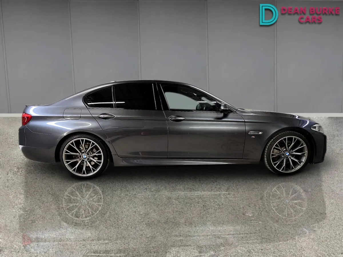 BMW 5-Series 2016 - Image 4