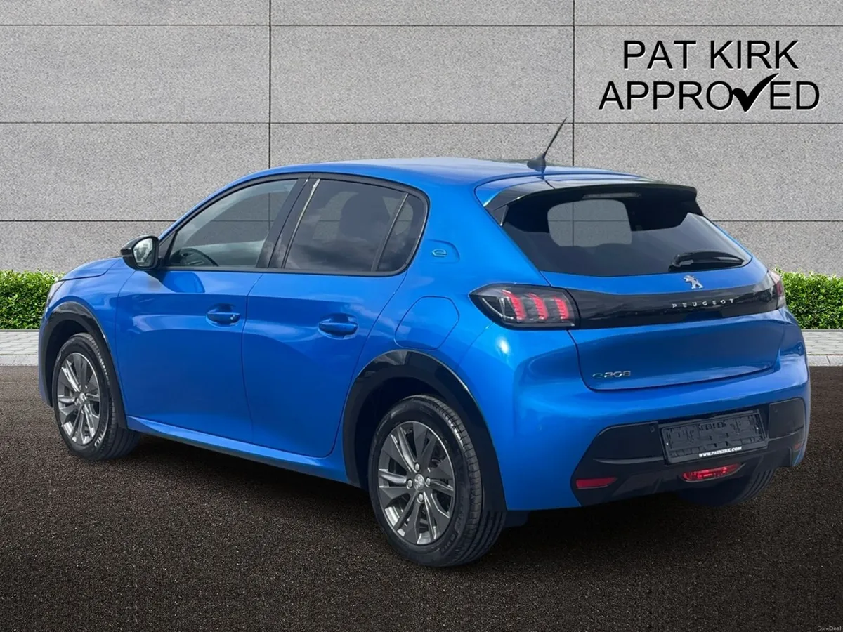 Peugeot 208 E- Electric Hatchback Allure Premium + - Image 2
