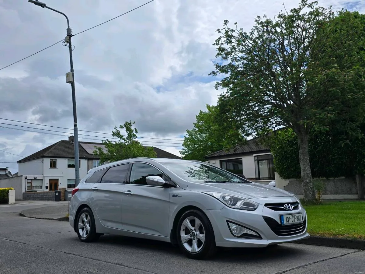 2013 hyundai i40 executive long tax & n.c.t - Image 1