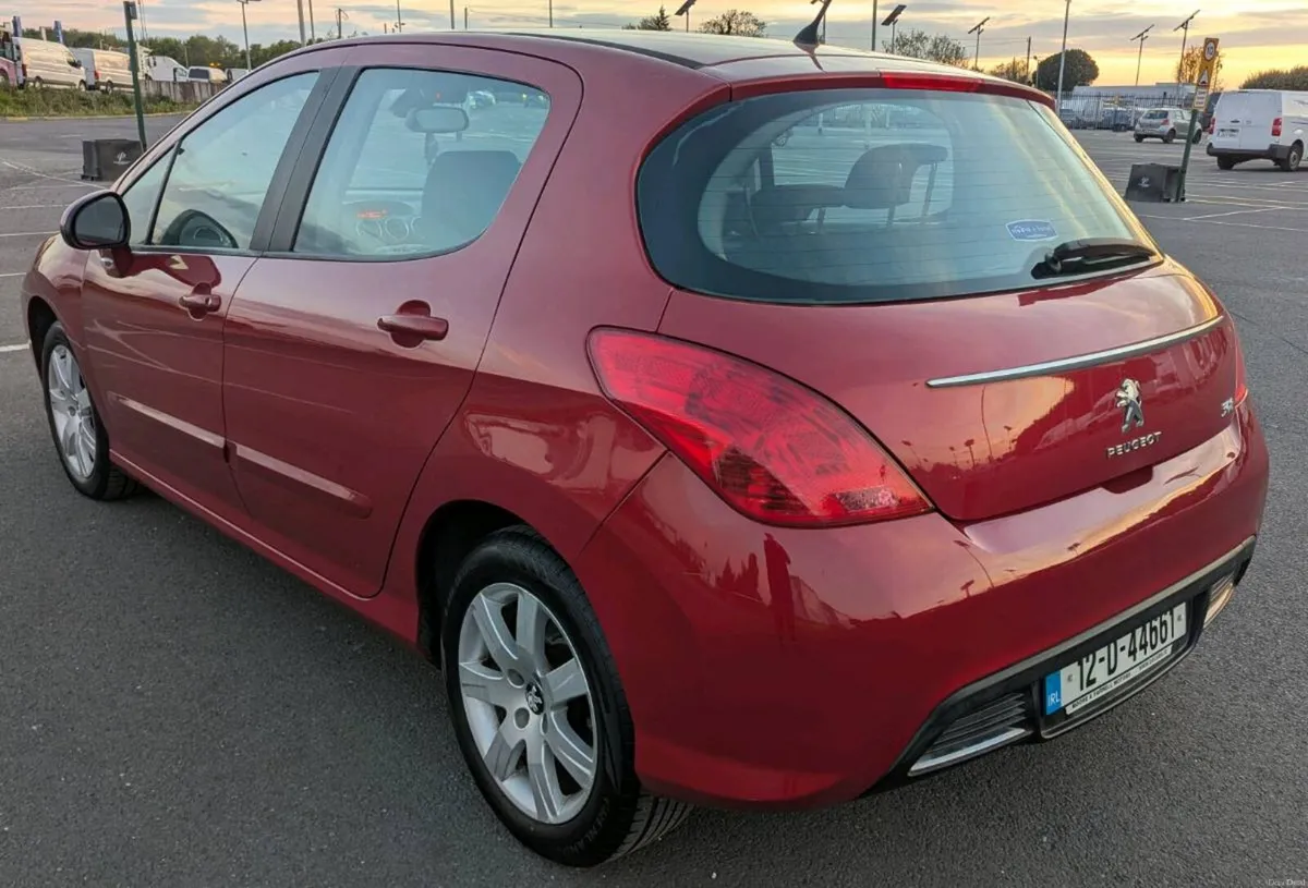 Peugeot 308 - Image 4