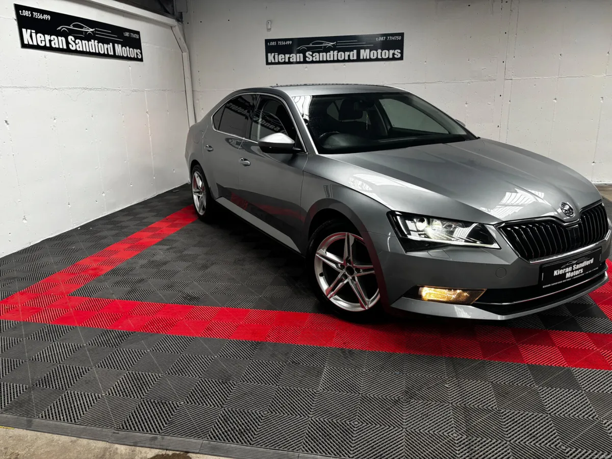 SALE - SALE - SALE - €1000 OF ADVERTISED PRICE - Image 5