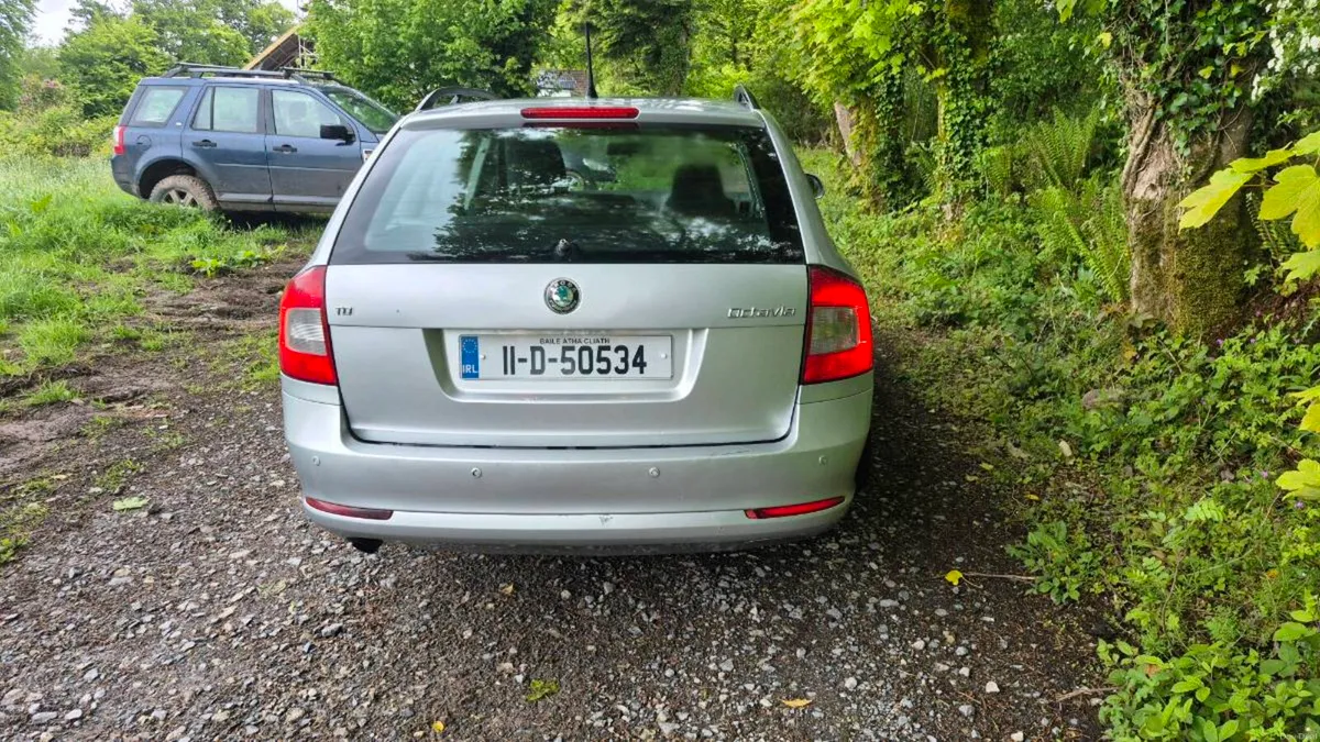 SKODA OCTAVIA - Image 4