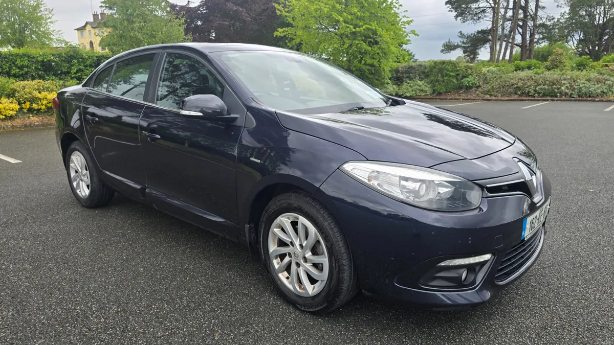 Renault Fluence 2016 Full service history - Image 1