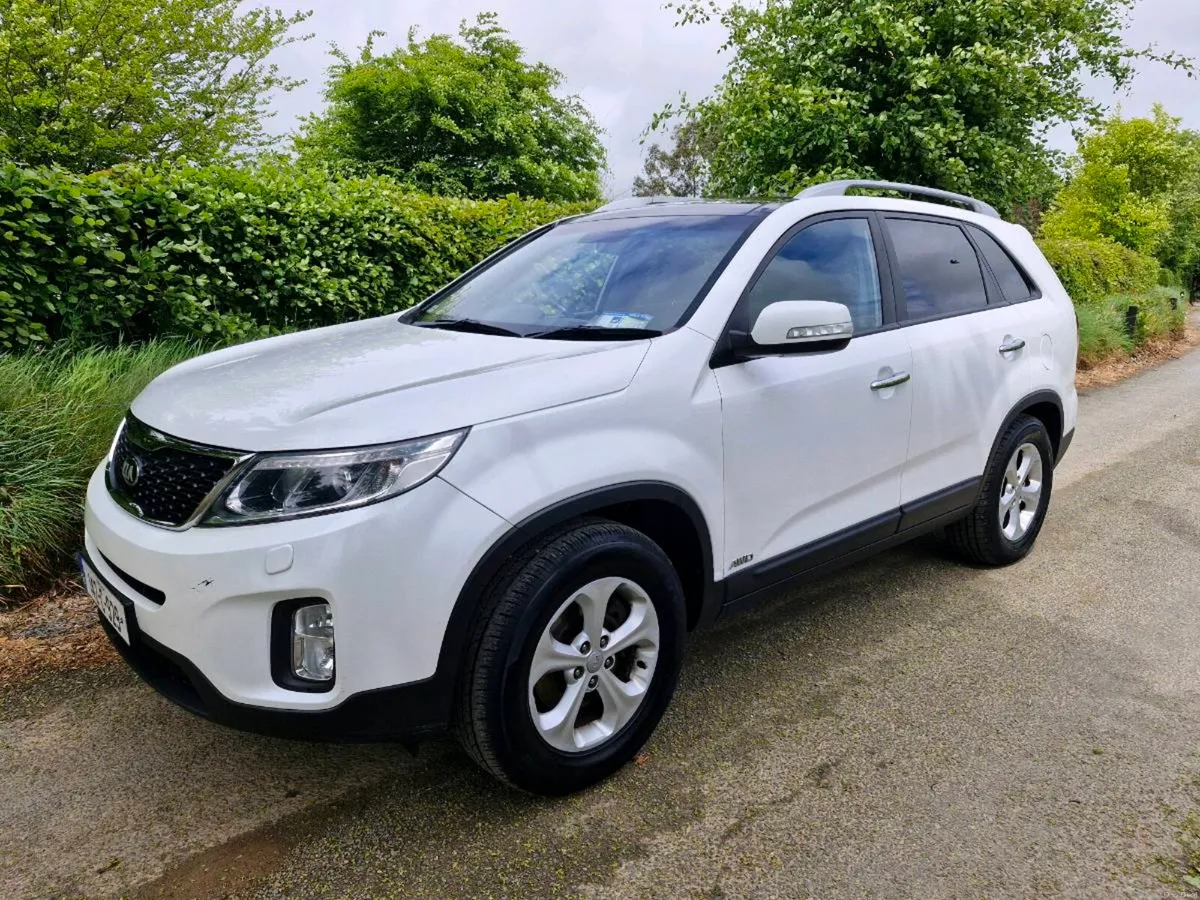 Kia Sorento Platinum 7 Seat - Image 2