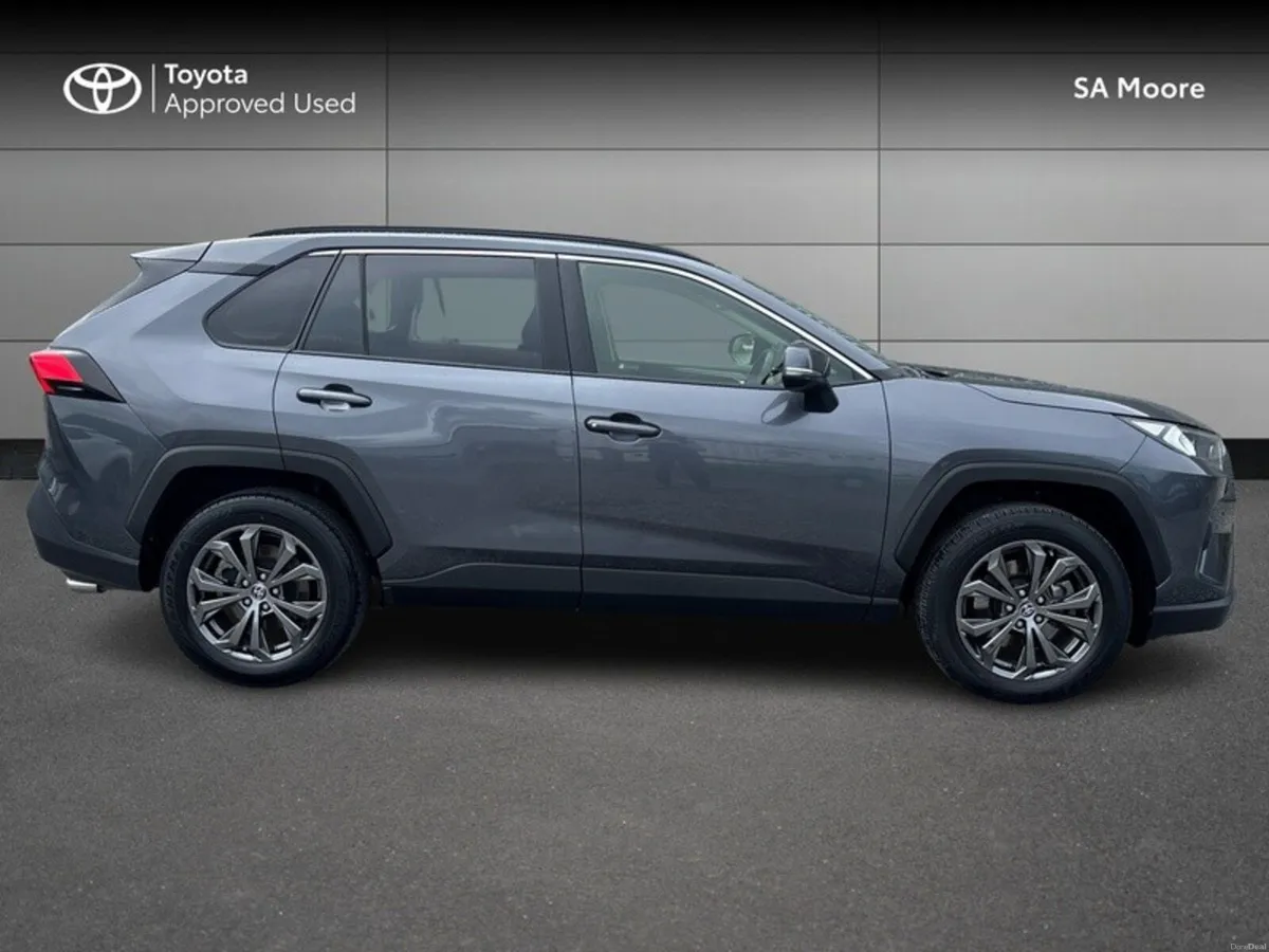 Toyota RAV4 HYBRID SOL - Image 3