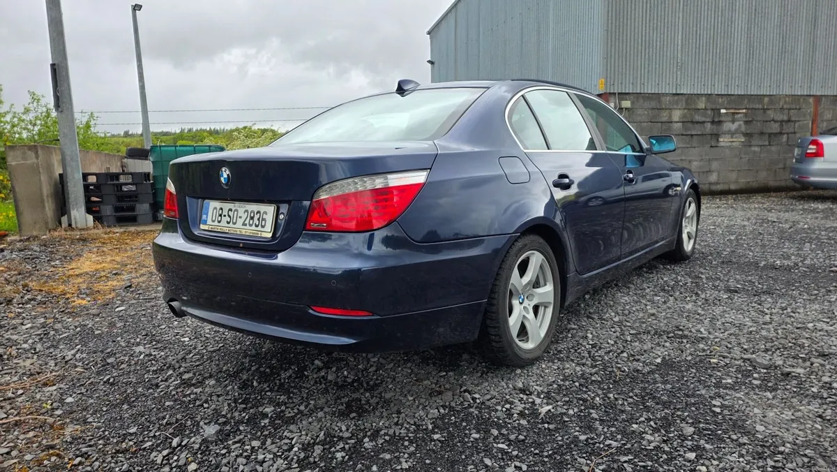 BMW 5-Series 2008 - Image 4