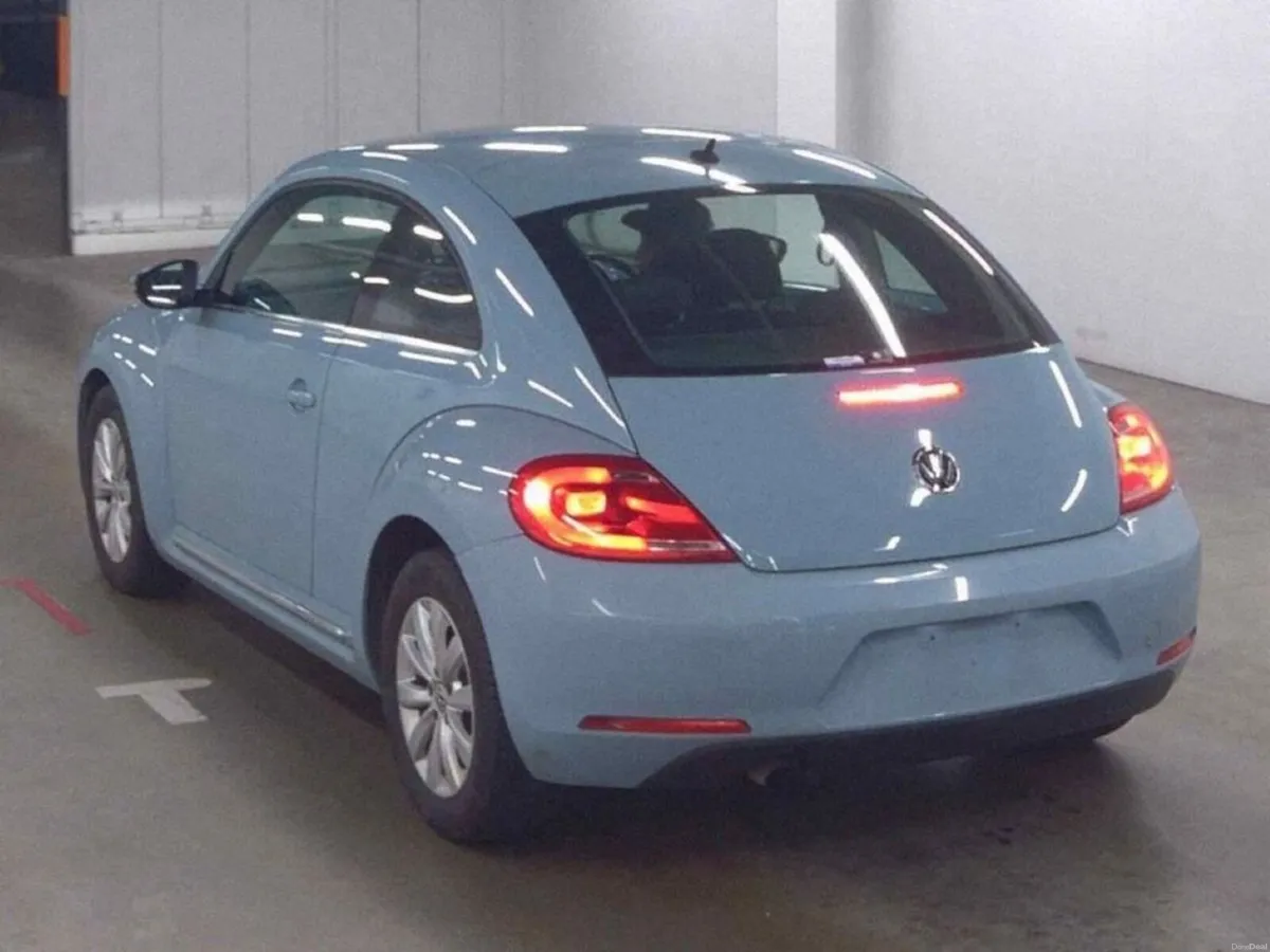 Volkswagen Beetle 1.2 AUTOMATIC - FACTORY ALLOYS - Image 2