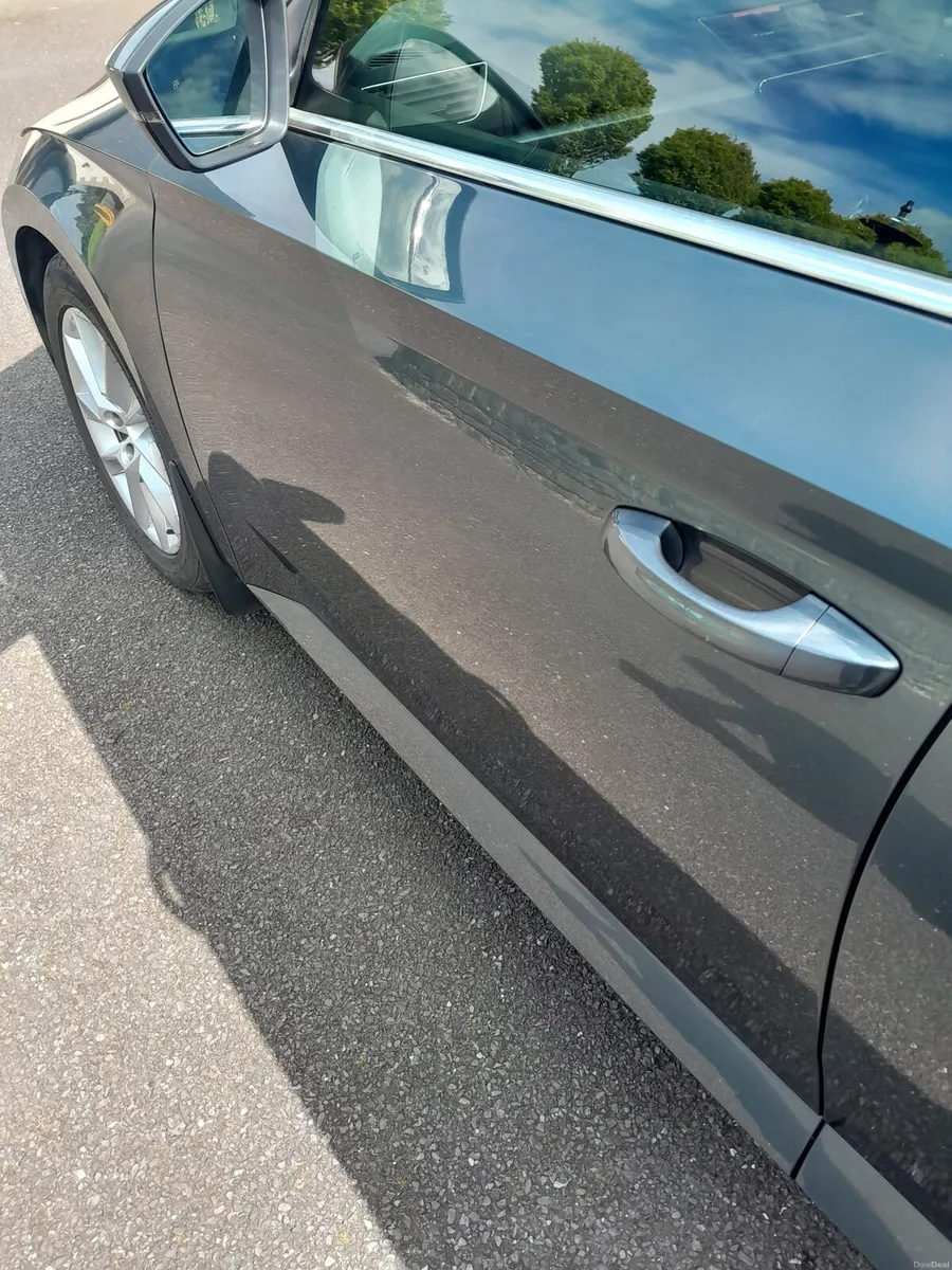 191 Skoda Superb - Image 4