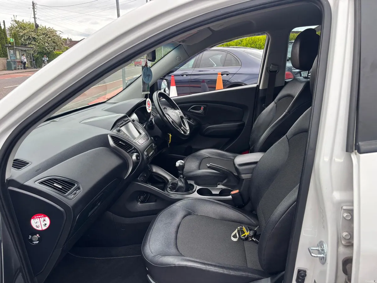 Hyundai ix35 2014  DIESEL  TRADE  SALE - Image 3