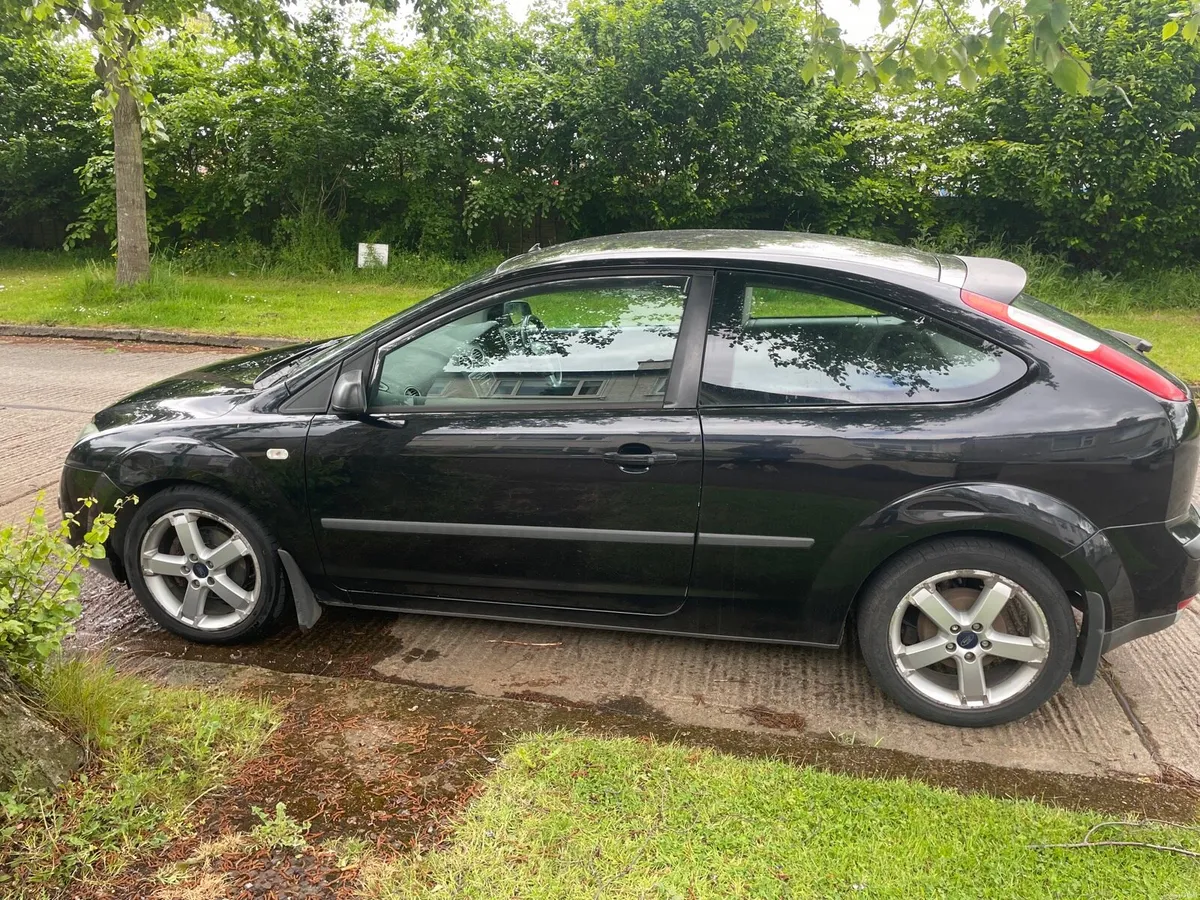 Ford Focus Zetec 2007 - Image 4