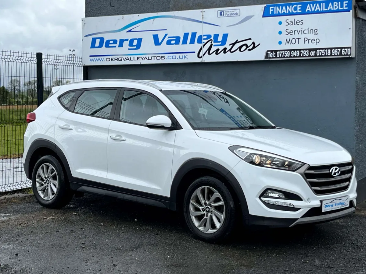 HYUNDAI TUCSON 1.7 Tucson SE Nav Blue Drive 2WD CR - Image 1