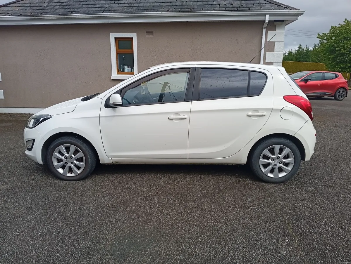 Hyundai i20 2014 - Image 4