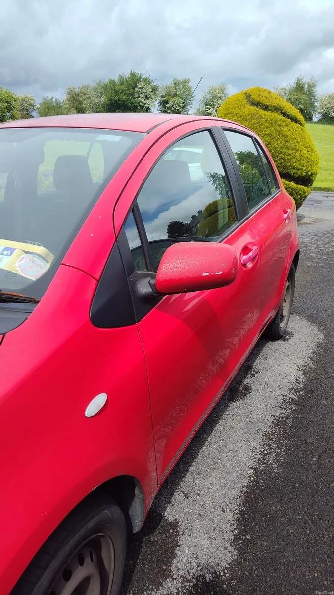 Toyota Yaris 2006 - Image 2