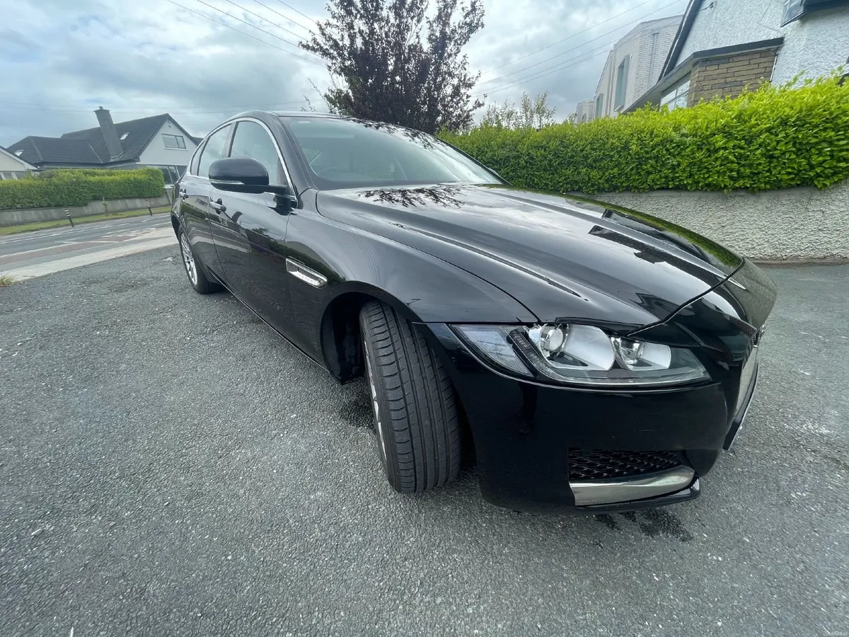 Jaguar XF 2018 - Image 1