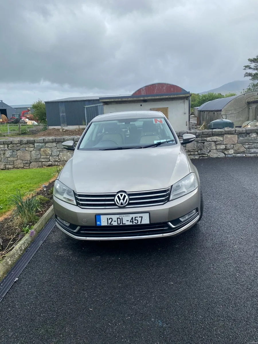 1.6 Volkswagen Passat Highline - Image 2