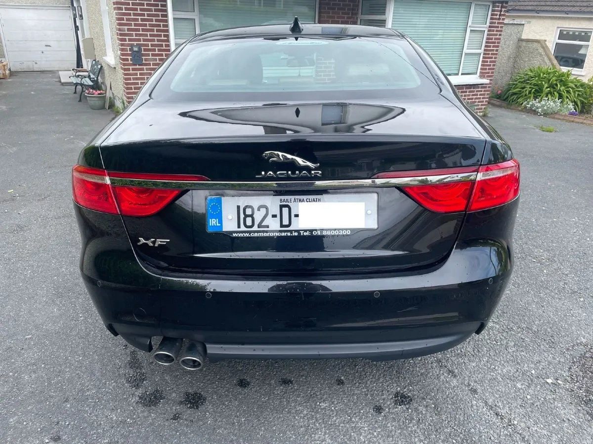 Jaguar XF 2018 - Image 4