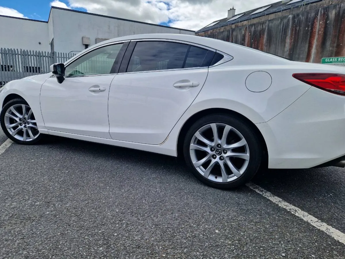 Mazda 6 2.2D Low KM - Image 4