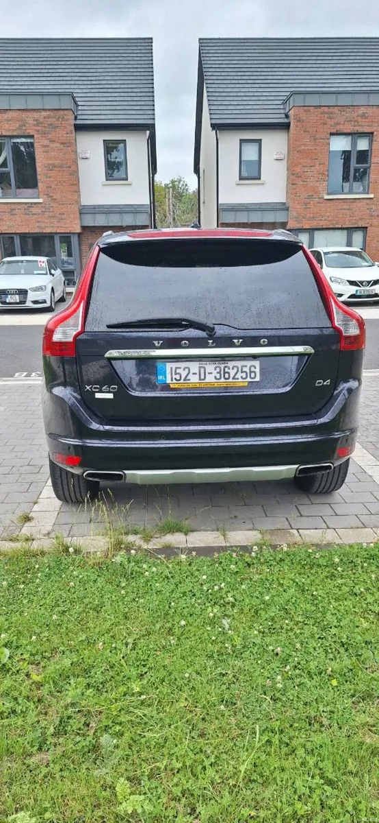 VOLVO XC60 LDA-DD4204TXC 5DR AUTO - Image 4