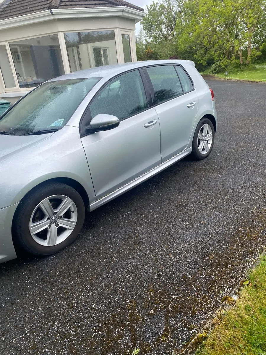 Volkswagen Golf 2011 - Image 4
