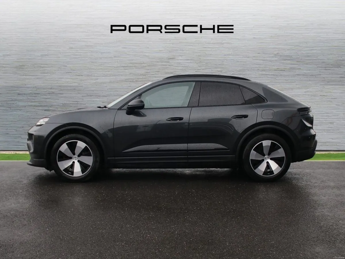 Porsche Macan Electric - Image 4