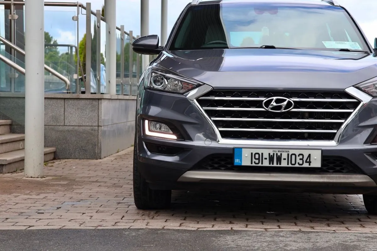 Hyundai Tucson 2WD ExecutivePlus - Image 3