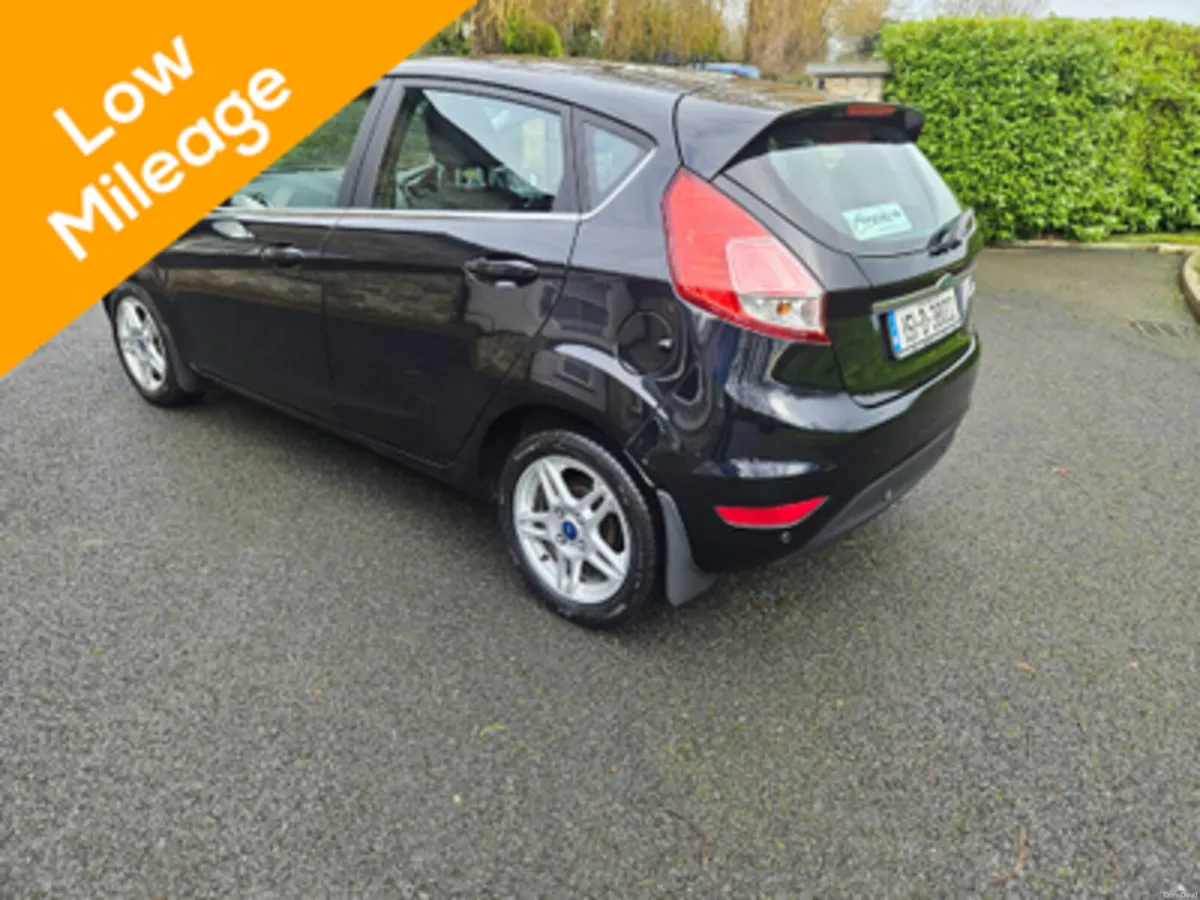2015 Ford Fiesta 1.5 TITANIUM - Image 5