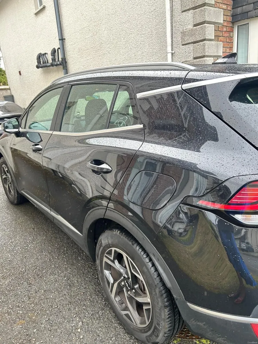 Kia Sportage 2023 - Image 2