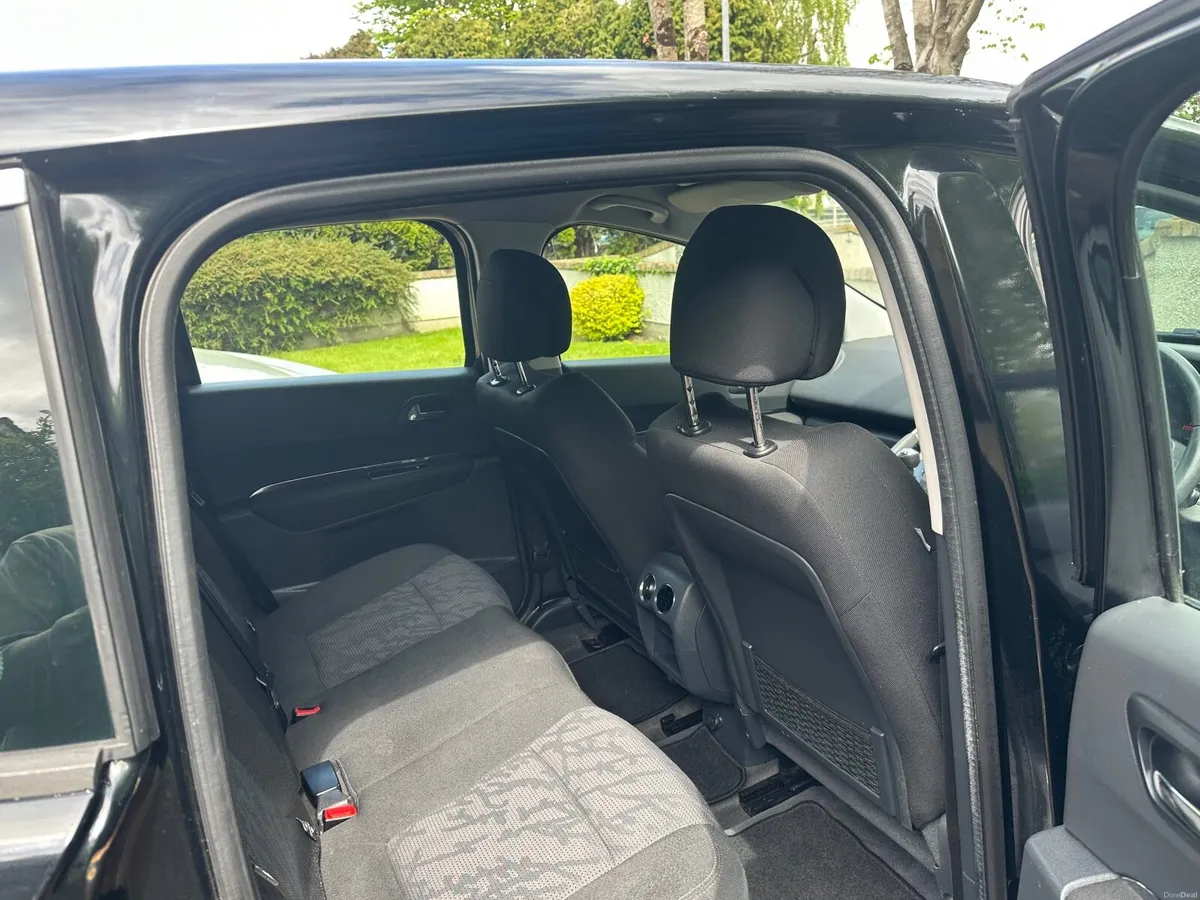 Peugeot 3008 2011 - Image 4