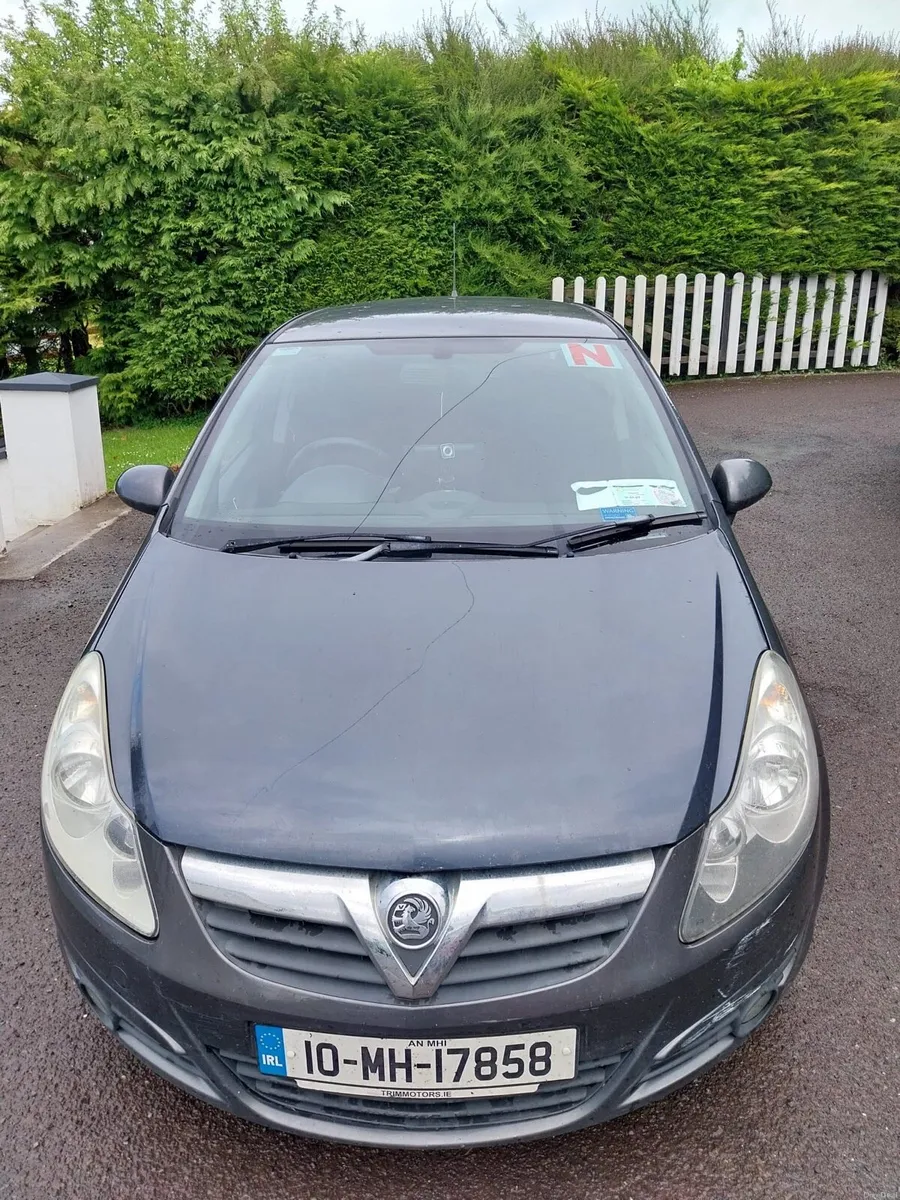2010 1.2 petrol Vauxhall Corsa - Image 2