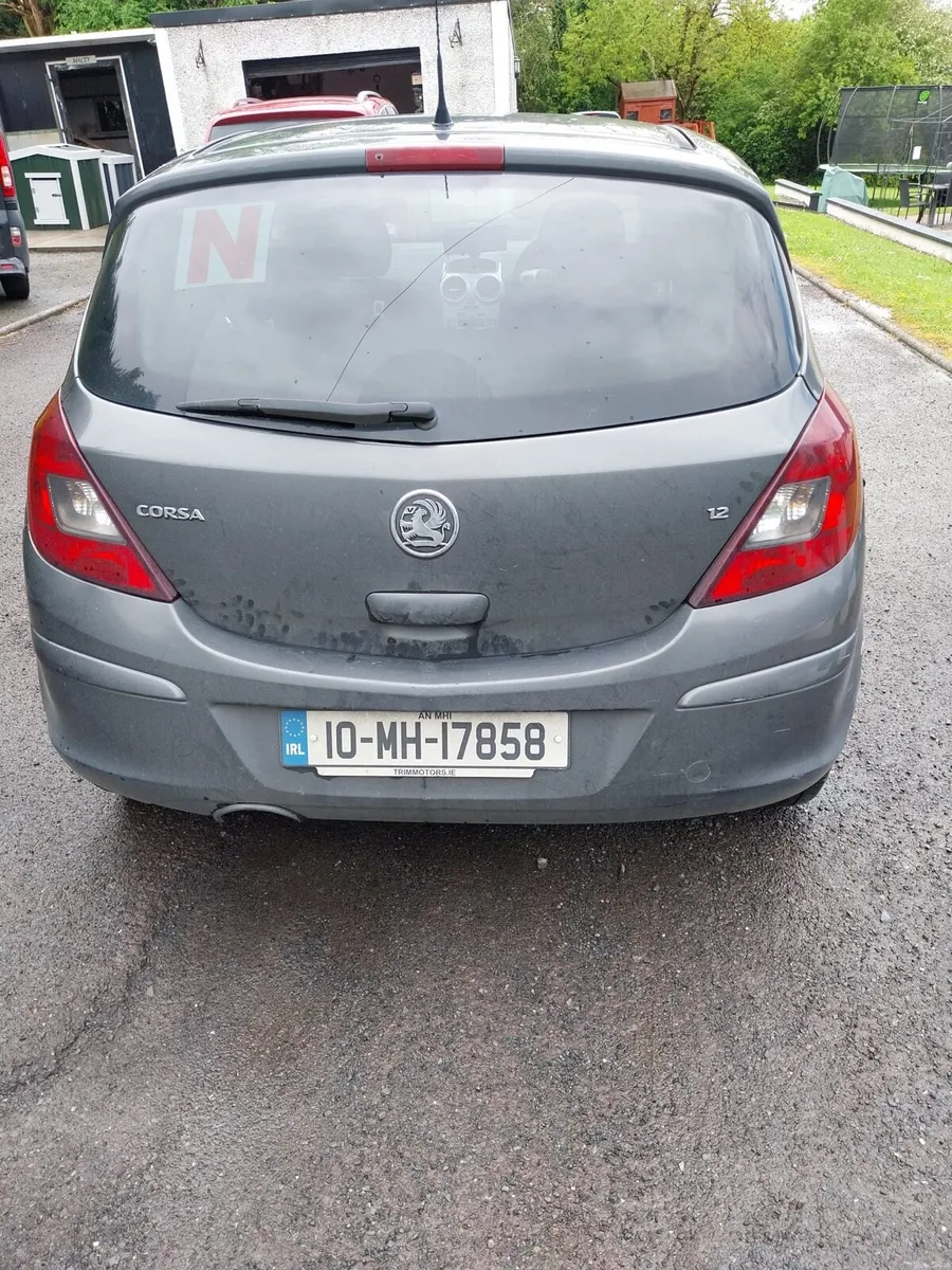 2010 1.2 petrol Vauxhall Corsa - Image 4