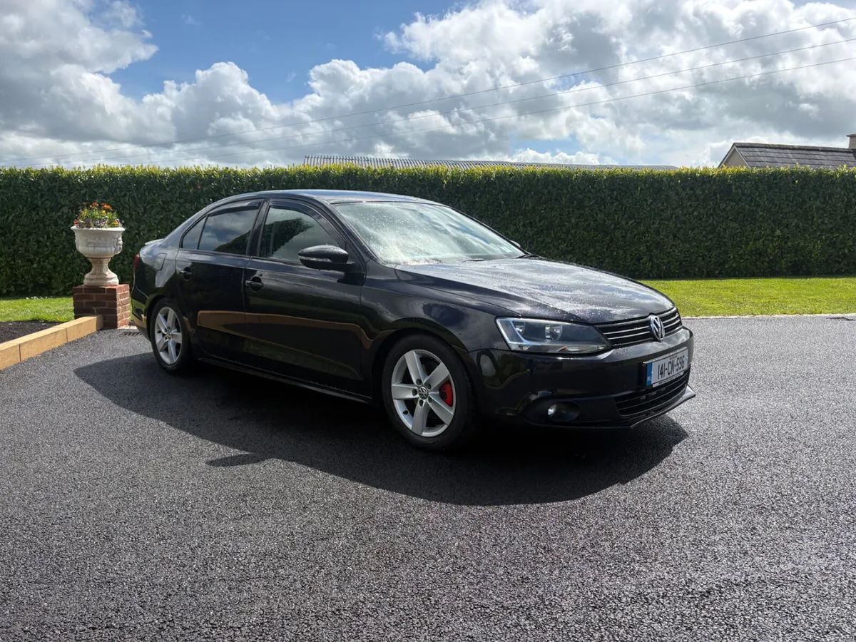 Volkswagen Jetta 2014 - Image 1