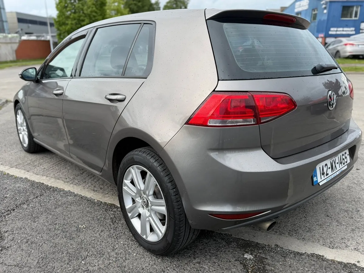 2014 Volkswagen Golf 1.6TDI. - Image 2