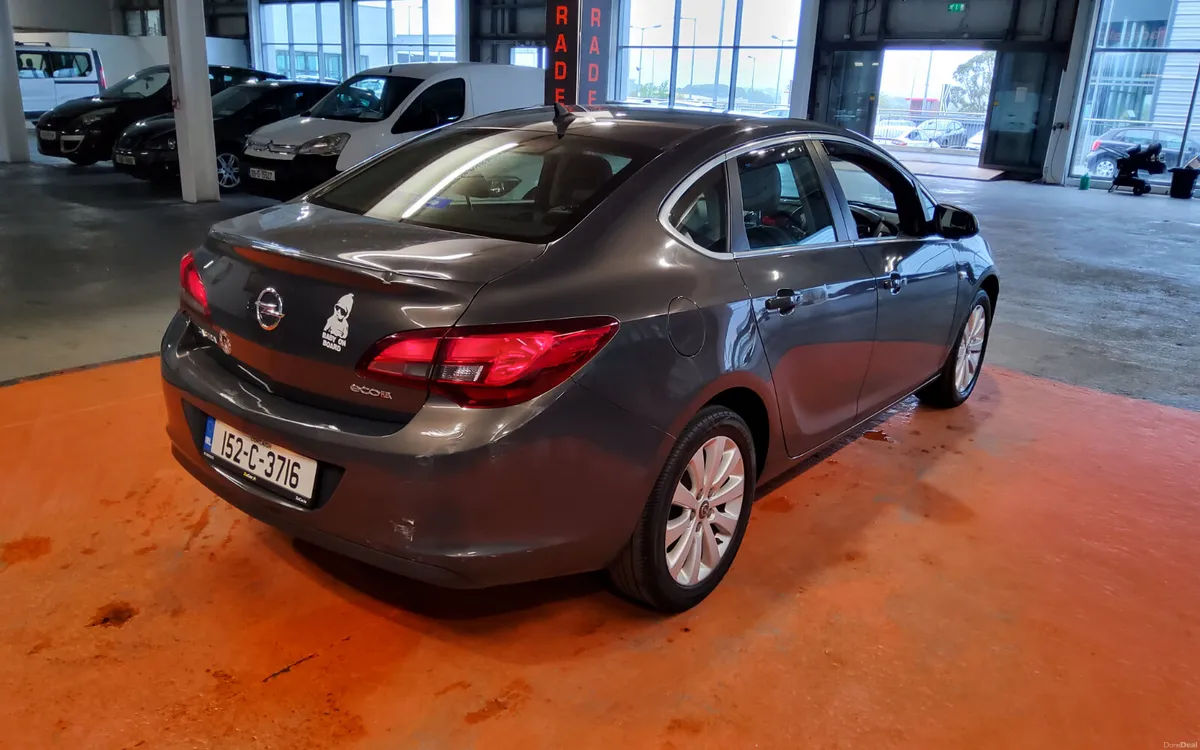 Opel Astra 2015 - Image 4