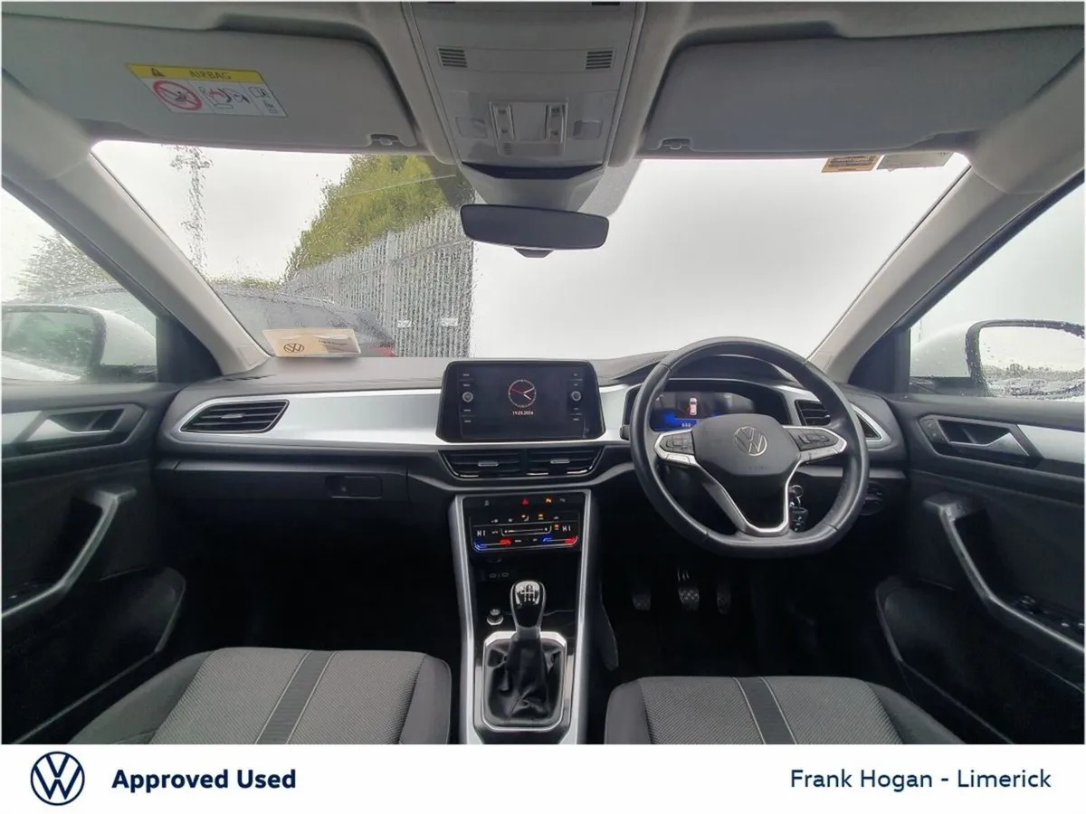 Volkswagen T-Roc 1.0 TSI 110HP LIFE - LOW KLMS - I - Image 2