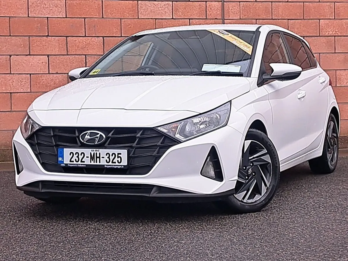 Hyundai i20 Deluxe Plus 1.2 Petrol with full servi - Image 2