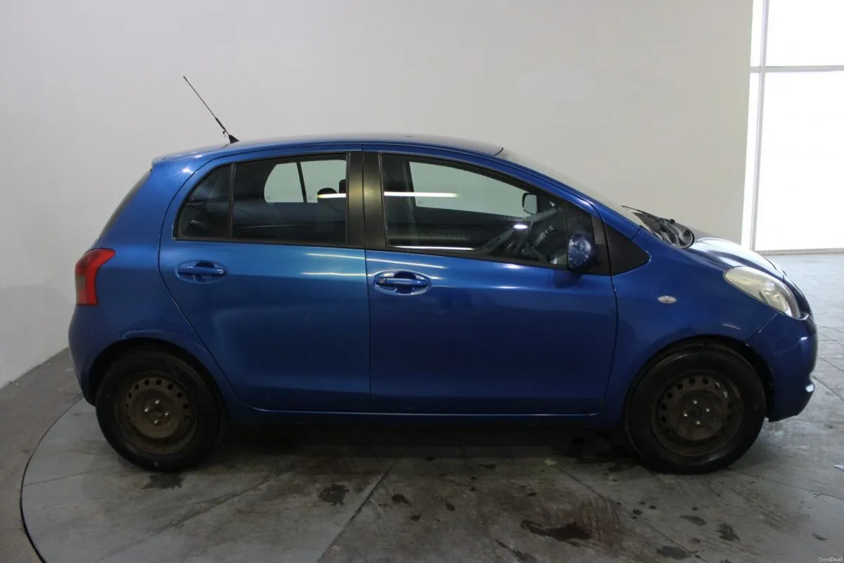 Toyota Yaris 1.0 VVT-I Luna MY06- TENDER 27 - Image 3