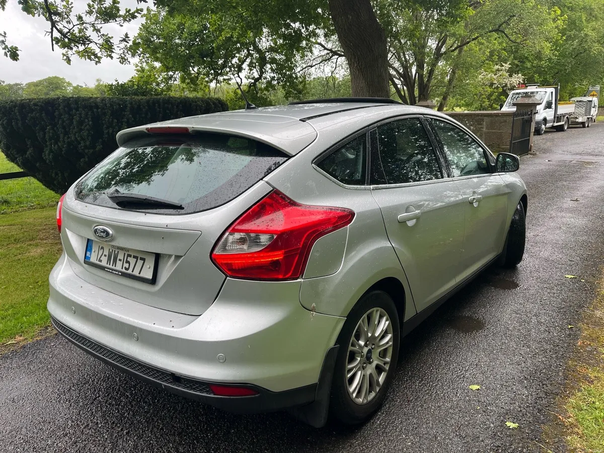 2012 FORD FOCUS TITANIUM NCT &TAX - Image 3