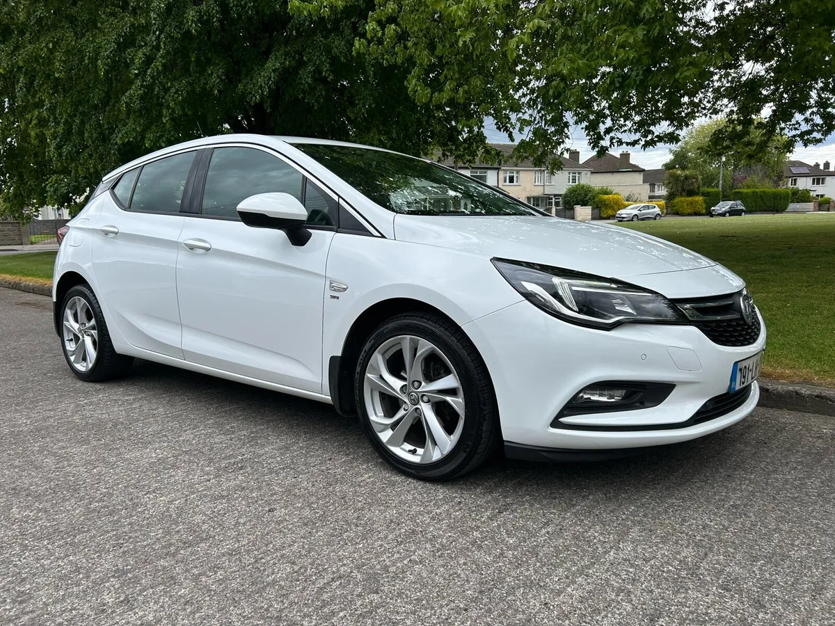 2019 Opel Astra 1.4 Turbo SRI 150BHP // Low Miles - Image 1