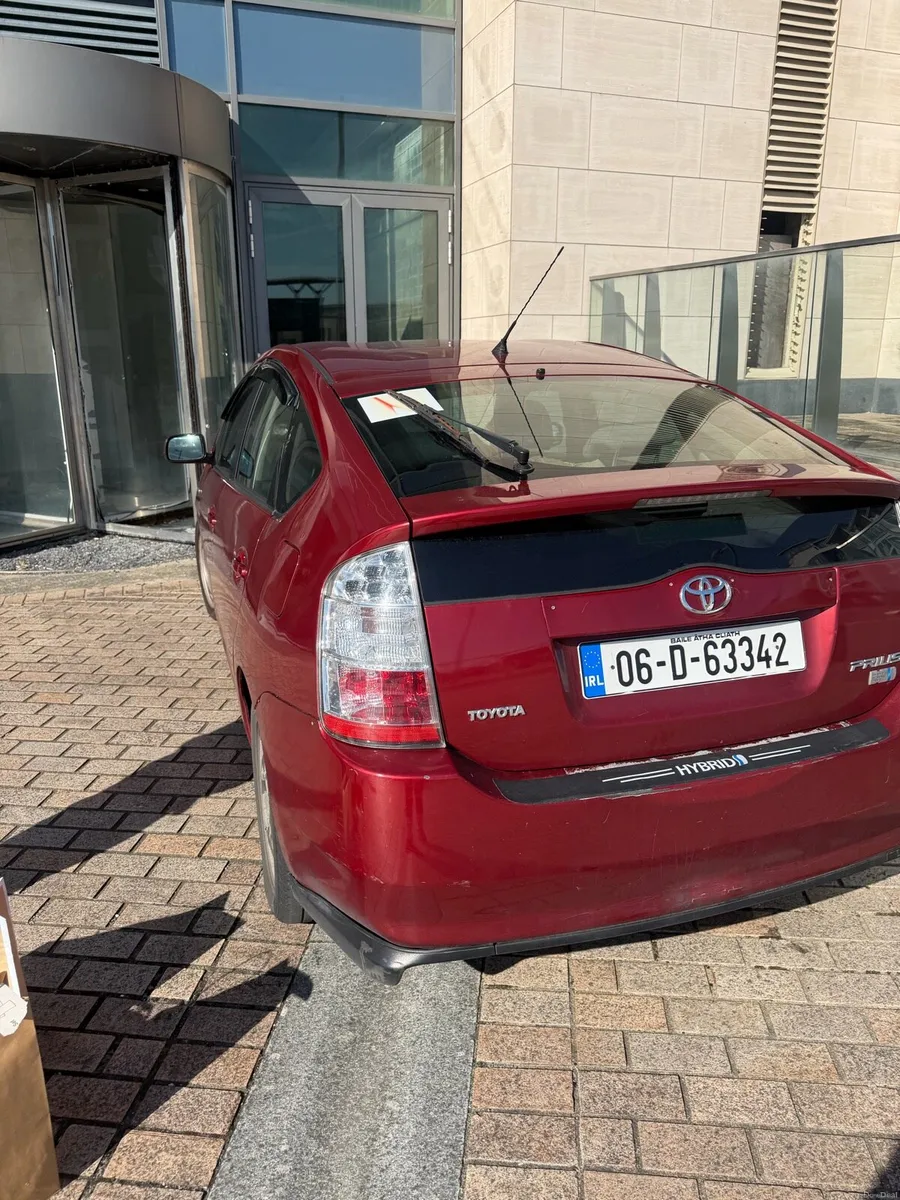 Toyota prius, Automatic - Image 4