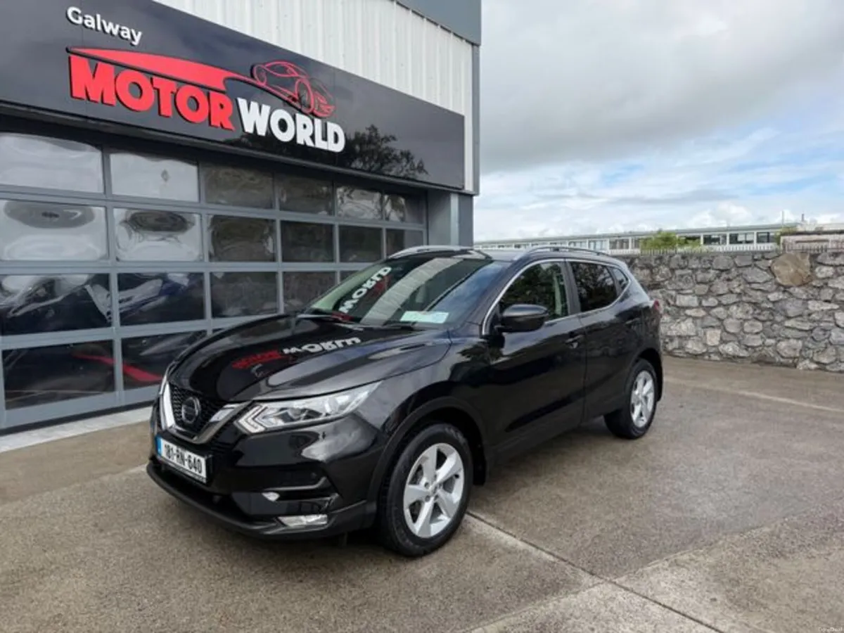 Nissan Qashqai 1.5 SV SS 18 4DR - Image 1